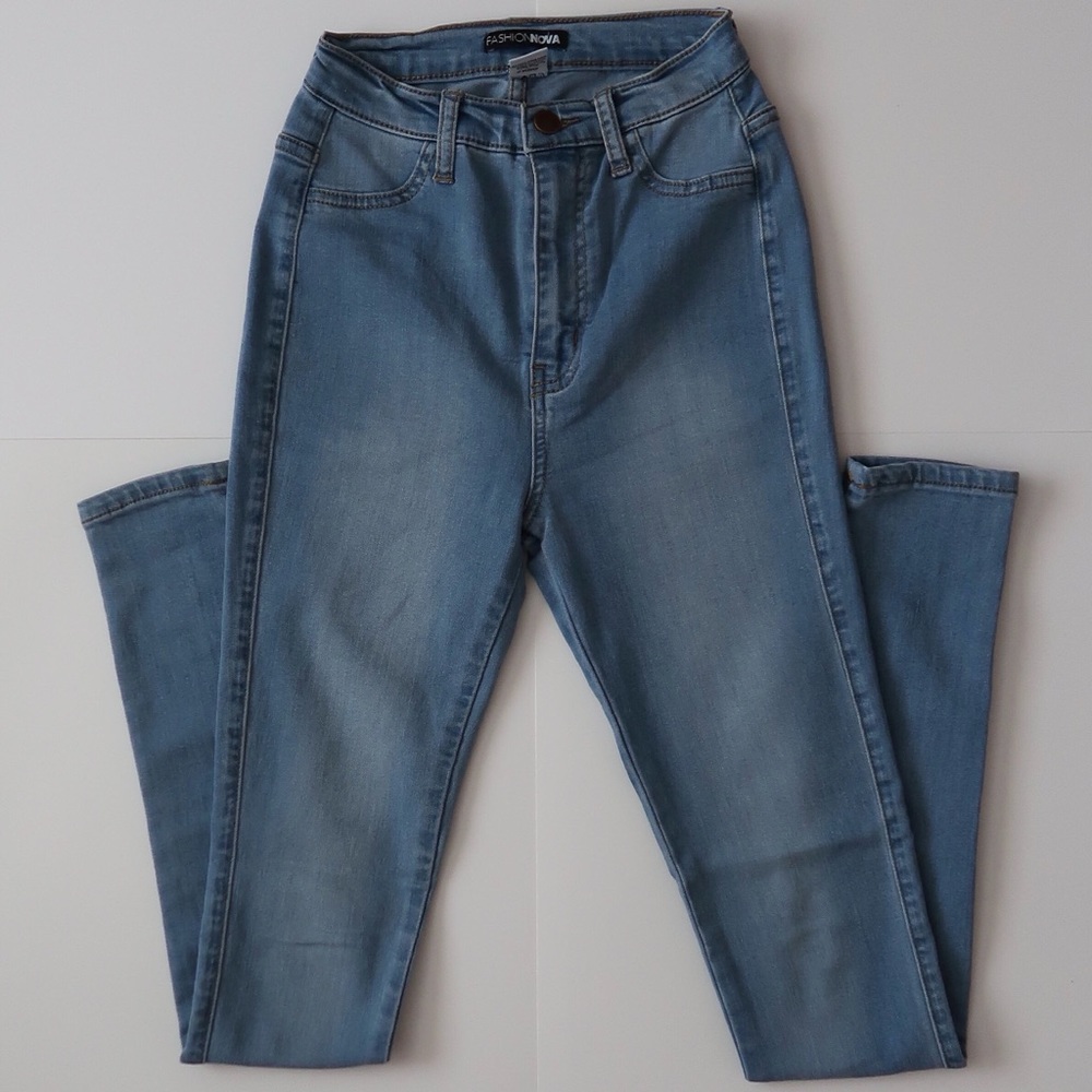 Fashion Nova NEW Classic High Waist Skinny Jeans